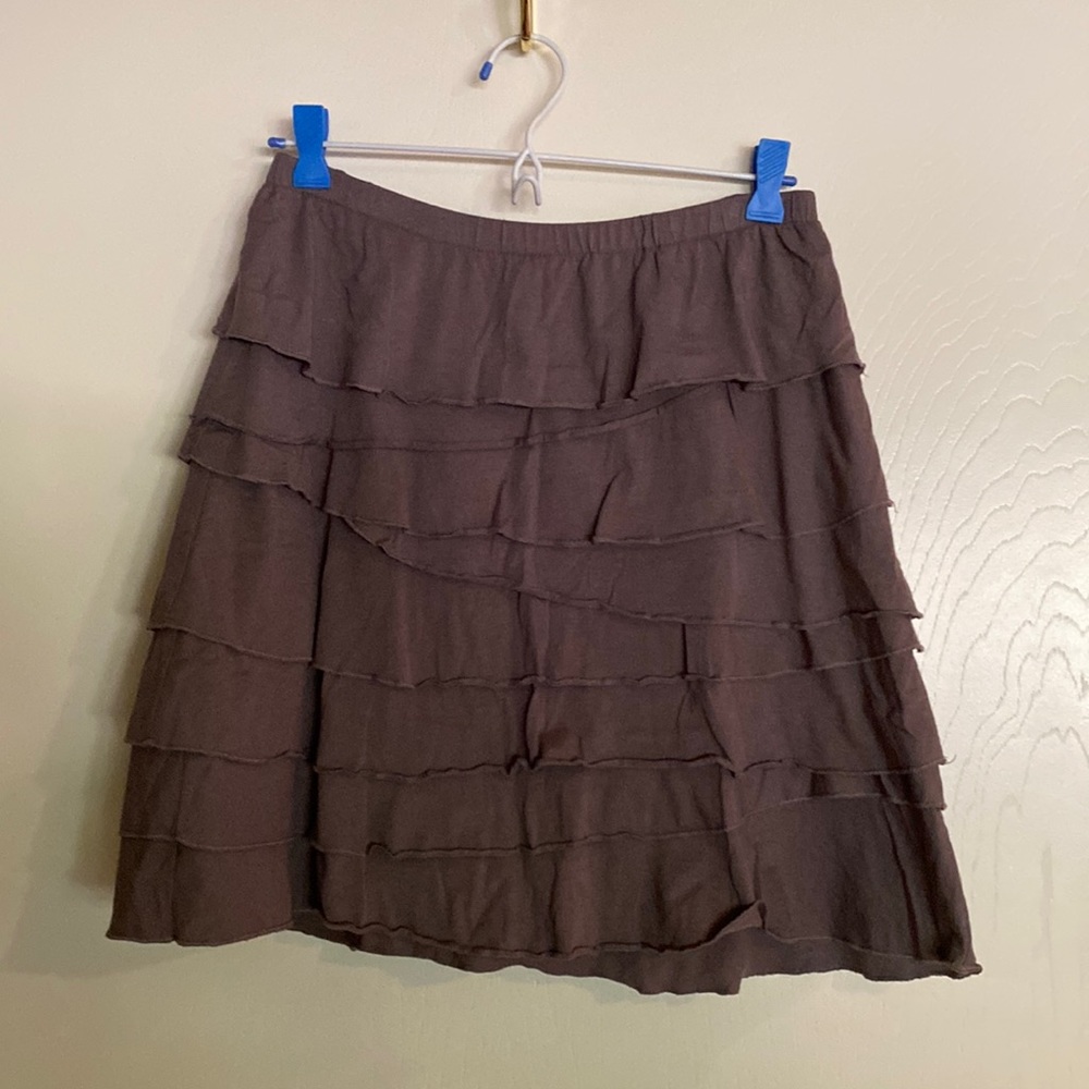 Garnet hill, gray, ruffled a line skirt, size small
